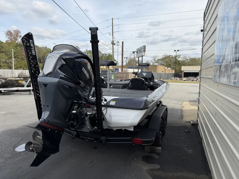 Slide: The Image of Skeeter ZXE20 2026 - 3