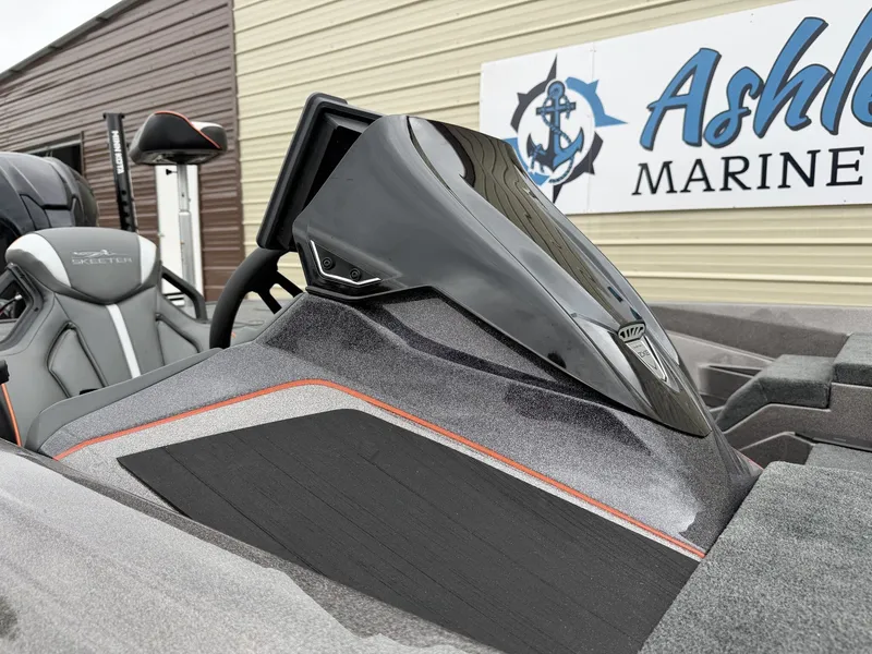 Slide: The Image of Skeeter ZXE21 2026 - 9