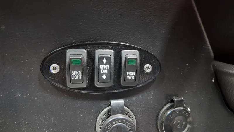 Slide: The Image of MasterCraft X26 2016 - 44