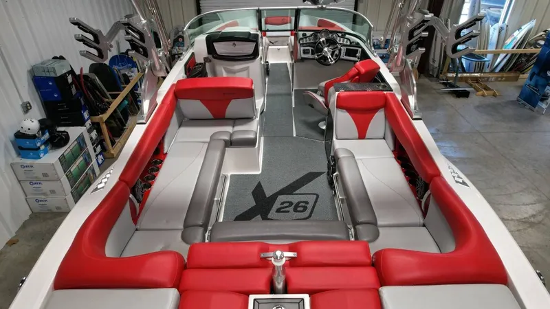 Slide: The Image of MasterCraft X26 2016 - 58