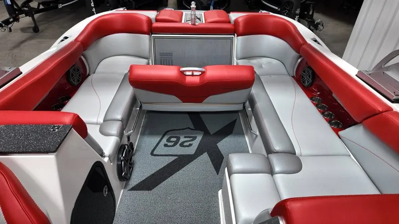 Slide: The Image of MasterCraft X26 2016 - 74