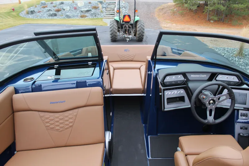 Slide: The Image of MasterCraft NXT22 2026 - 13