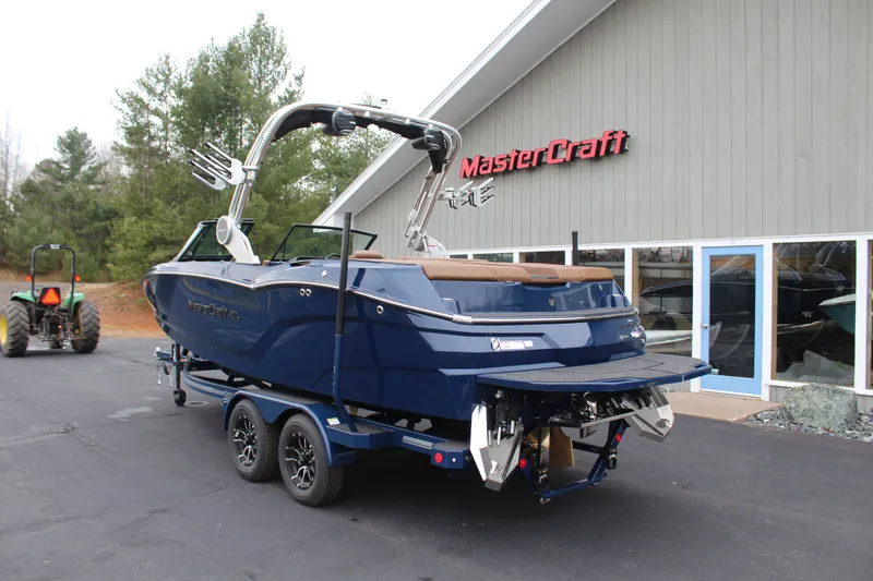 Slide: The Image of MasterCraft NXT22 2026 - 5