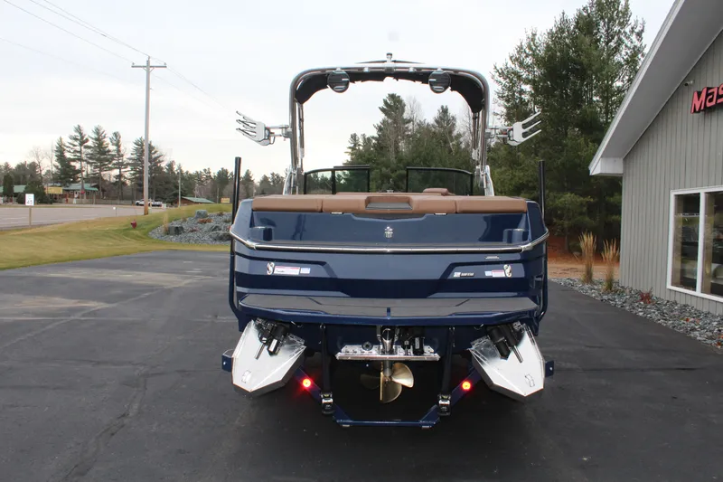 Slide: The Image of MasterCraft NXT22 2026 - 6