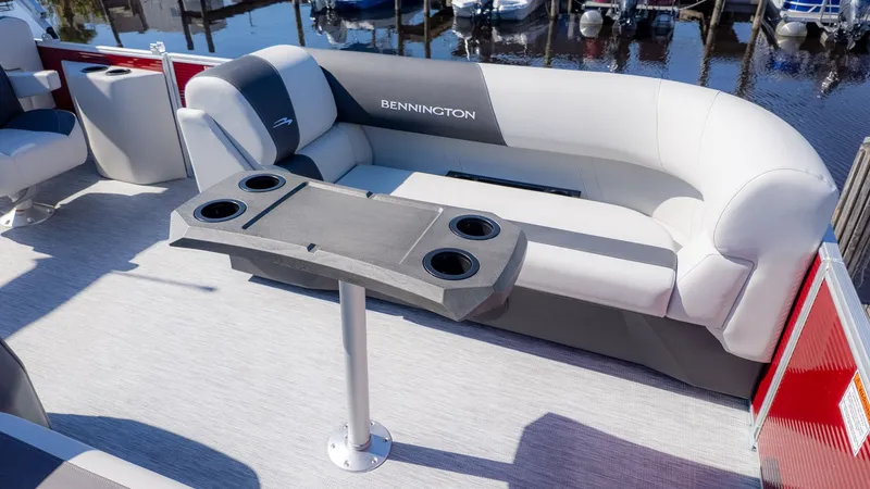 Slide: The Image of Bennington 20 S STERN RADIUS 2026 - 12