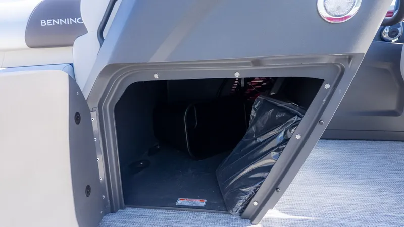 Slide: The Image of Bennington 20 S STERN RADIUS 2026 - 16