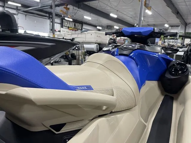 Slide: The Image of Sea-Doo Wake 2026 - 11