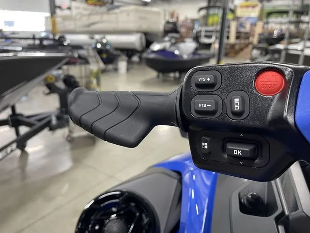 Slide: The Image of Sea-Doo Wake 2026 - 17