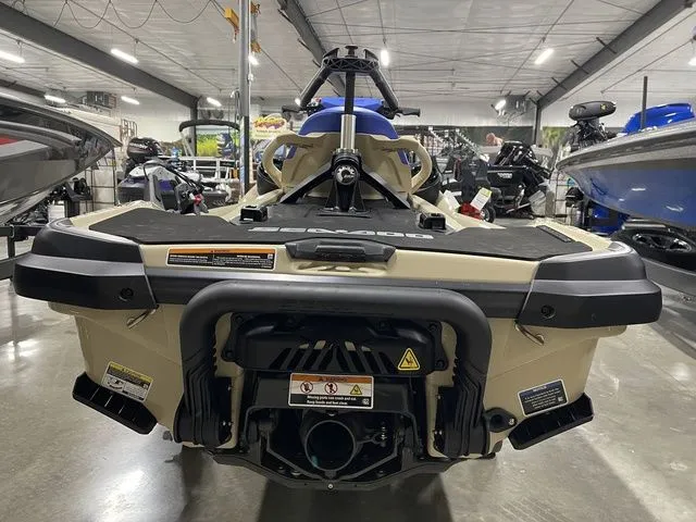 Slide: The Image of Sea-Doo Wake 2026 - 9