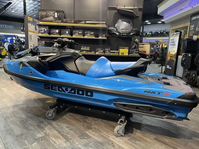 Slide: The Image of Sea-Doo RXT-X 2026 - 5