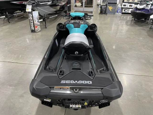 Slide: The Image of Sea-Doo GTR 230 2026 - 7
