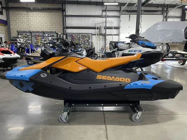 Slide: The Image of Sea-Doo Spark™Trixx for 3 Rotax® 900 ACE™ - 90 iBR and Aud 2026 - 4