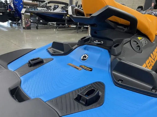 Slide: The Image of Sea-Doo Spark™Trixx for 3 Rotax® 900 ACE™ - 90 iBR and Aud 2026 - 9