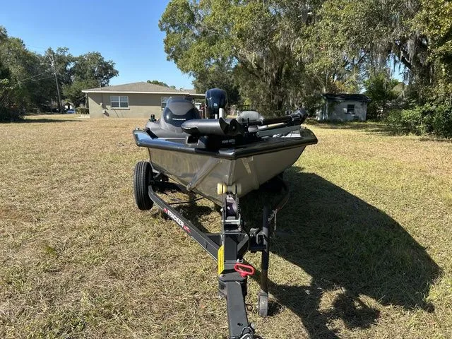 Slide: The Image of Tracker Pro Team 175 TXW 2022 - 4