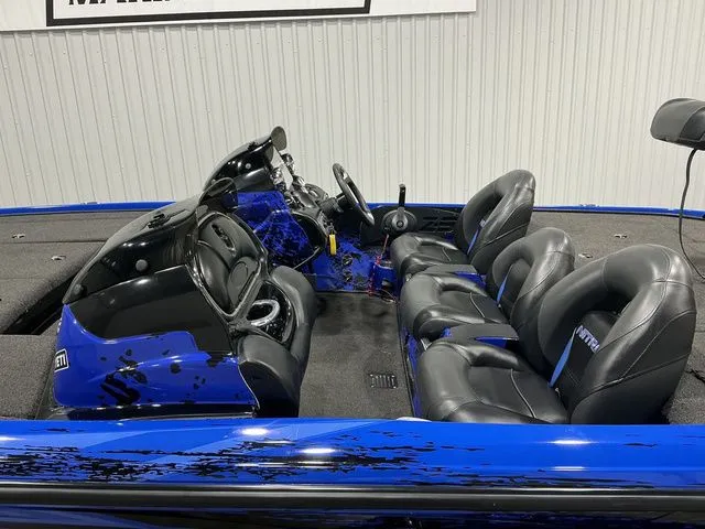 Slide: The Image of Nitro Z-9 DC 2013 - 13