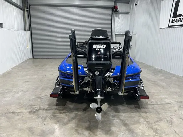 Slide: The Image of Nitro Z-9 DC 2013 - 6