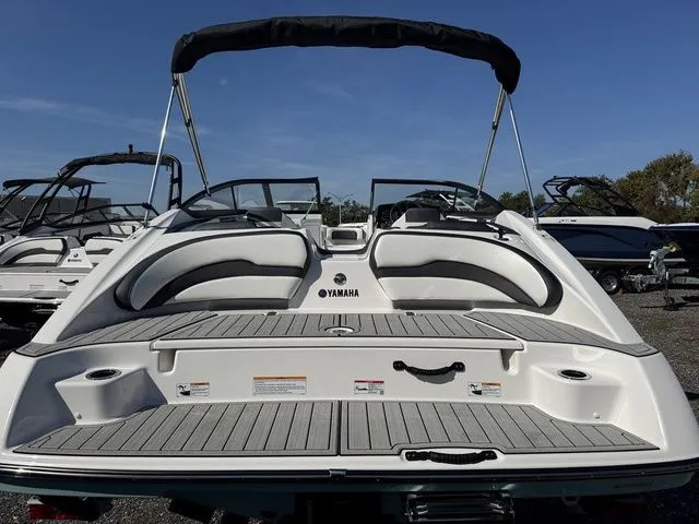 Slide: The Image of Yamaha SX195 2026 - 3