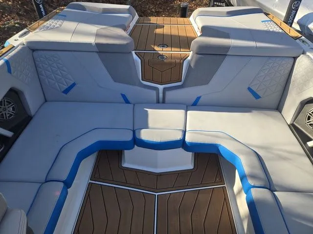 Slide: The Image of Nautique Super Air Nautique GS20 2023 - 15