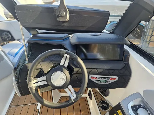 Slide: The Image of Nautique Super Air Nautique GS20 2023 - 18