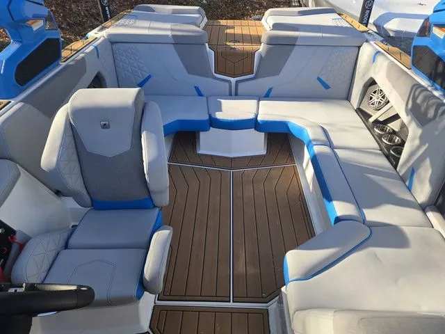 Slide: The Image of Nautique Super Air Nautique GS20 2023 - 19