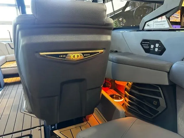 Slide: The Image of Nautique Super Air Nautique G23 2025 - 4