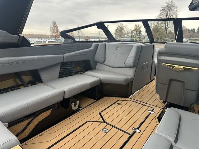 Slide: The Image of Nautique Super Air Nautique G23 2025 - 9