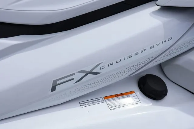 Slide: The Image of Yamaha FX CRUISER SVHO W/AUDIO-WHITE 2026 - 10
