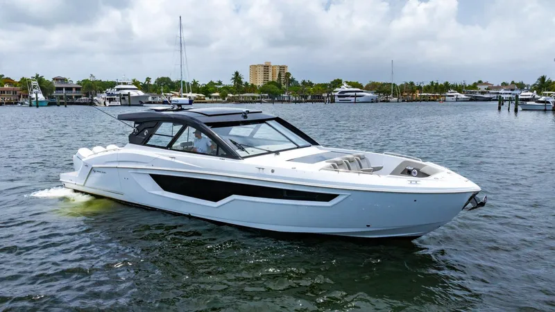 Slide: The Image of Cruisers 50 GLS 2024 - 0