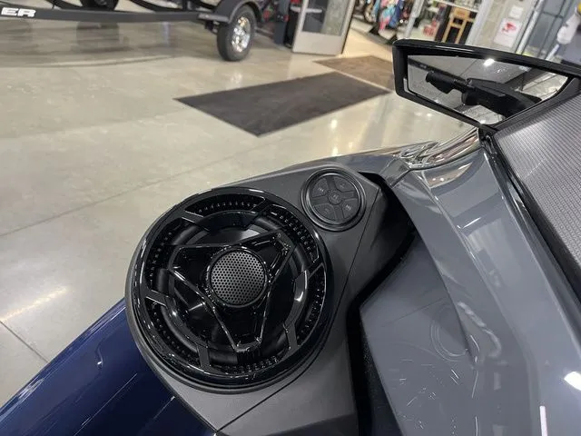 Slide: The Image of Sea-Doo GTX 230 Tech, Audio, iDF, iBR 2026 - 19