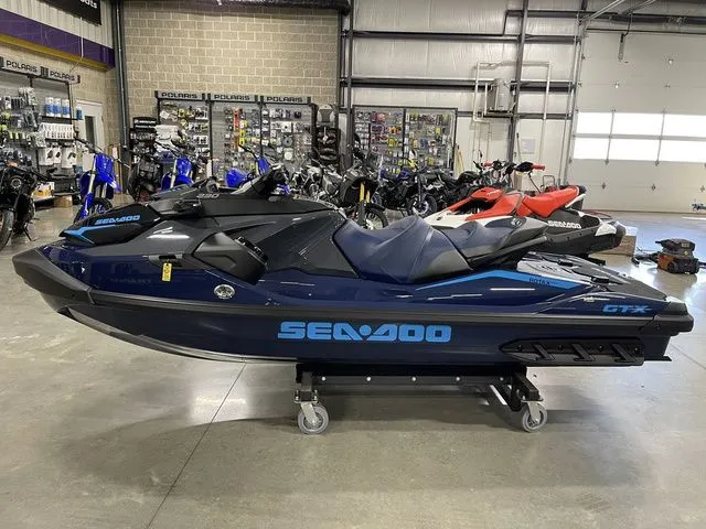 Slide: The Image of Sea-Doo GTX 230 Tech, Audio, iDF, iBR 2026 - 4