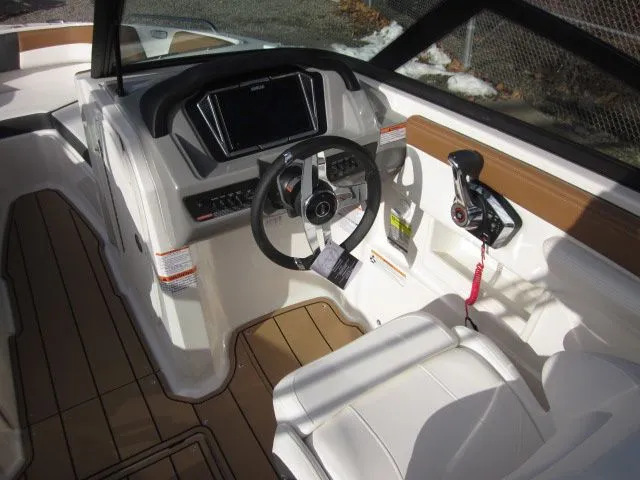 Slide: The Image of Chaparral 23 SSI SPORT 2026 - 16