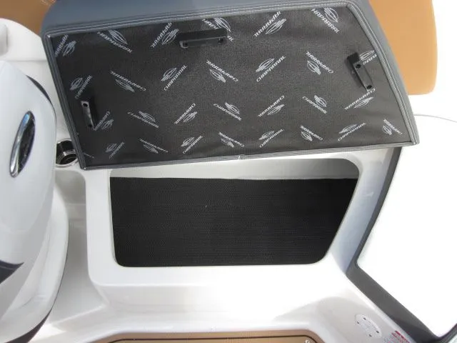 Slide: The Image of Chaparral 23 SSI SPORT 2026 - 25