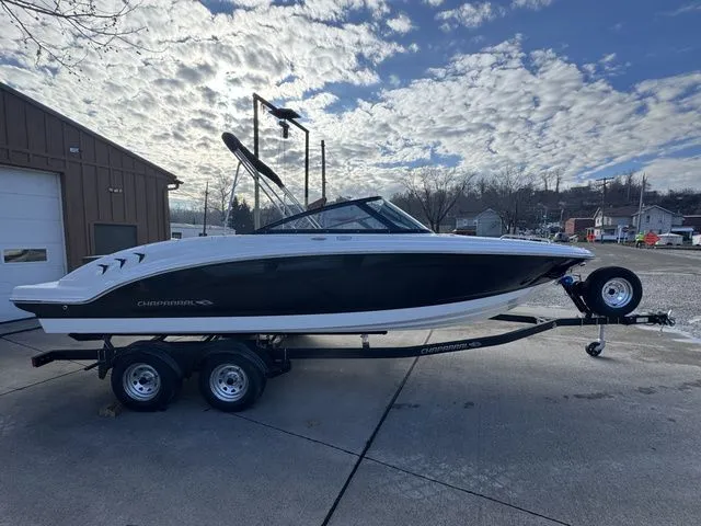 Slide: The Image of Chaparral 23 SSI SPORT 2026 - 6