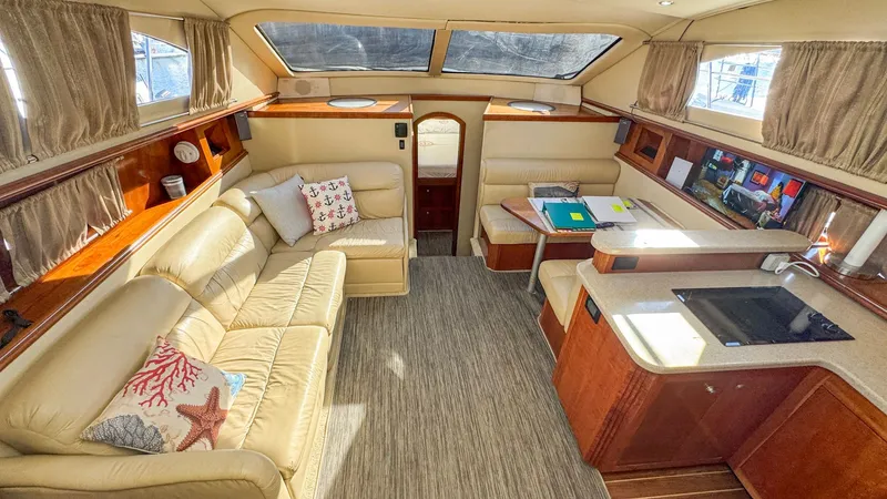 Slide: The Image of Salon - 15