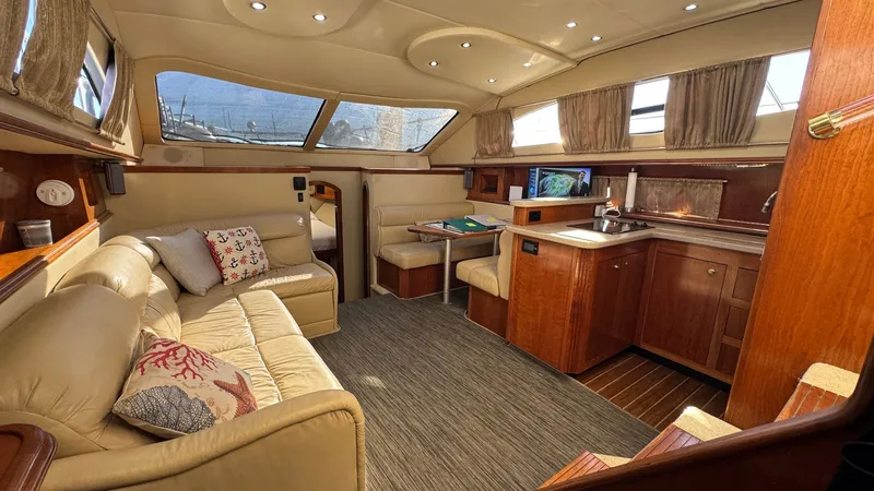 Slide: The Image of Salon facing forward - 34