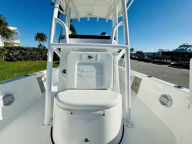 Slide: The Image of Sea Pro 230 DLX 2026 - 14