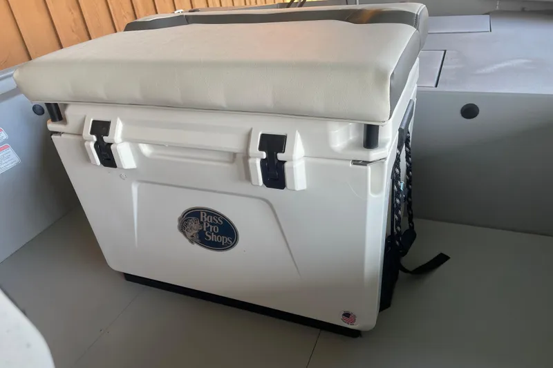 Slide: The Image of Bass Tracker Classic CC 2026 boat with Bass Pro Shops cooler seat. - 60