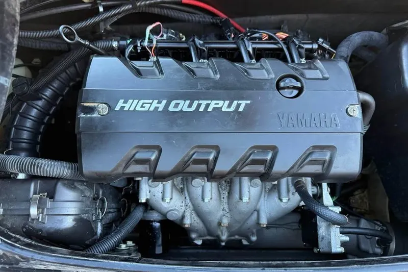 Slide: The Image of 2013 Yamaha WaveRunner VXR high output engine, detailed view. - 8