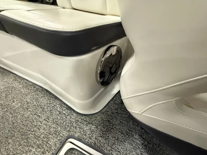 Slide: The Image of Chaparral Sunesta 264 2015 - 26