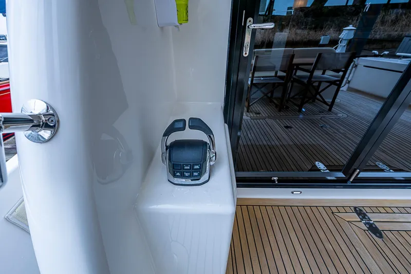 Slide: The Image of 2018 Maritimo M54 yacht with open cooler compartment - 19
