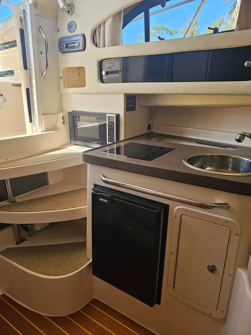 Slide: The Image of Grady-White Marlin 300 2009 - 27