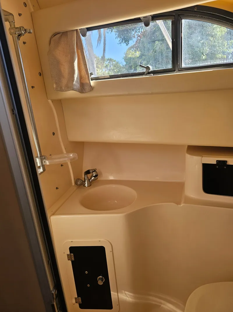 Slide: The Image of Grady-White Marlin 300 2009 - 32