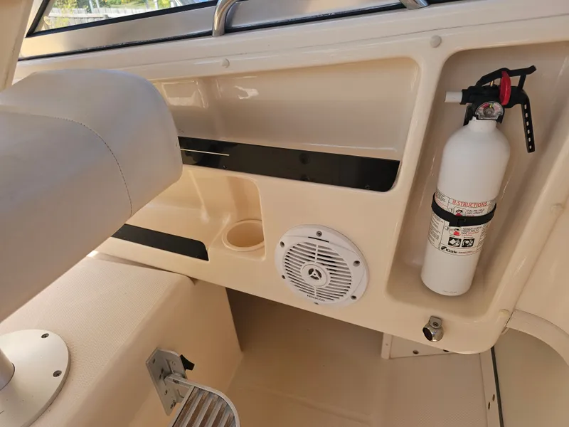 Slide: The Image of Grady-White Marlin 300 2009 - 42