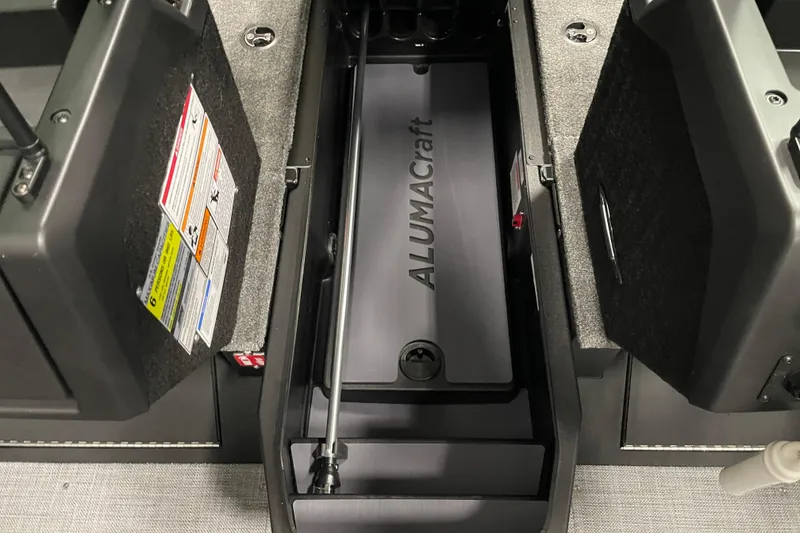 Slide: The Image of Interior view of Alumacraft Competitor 175X Sport 2026 boat. - 7
