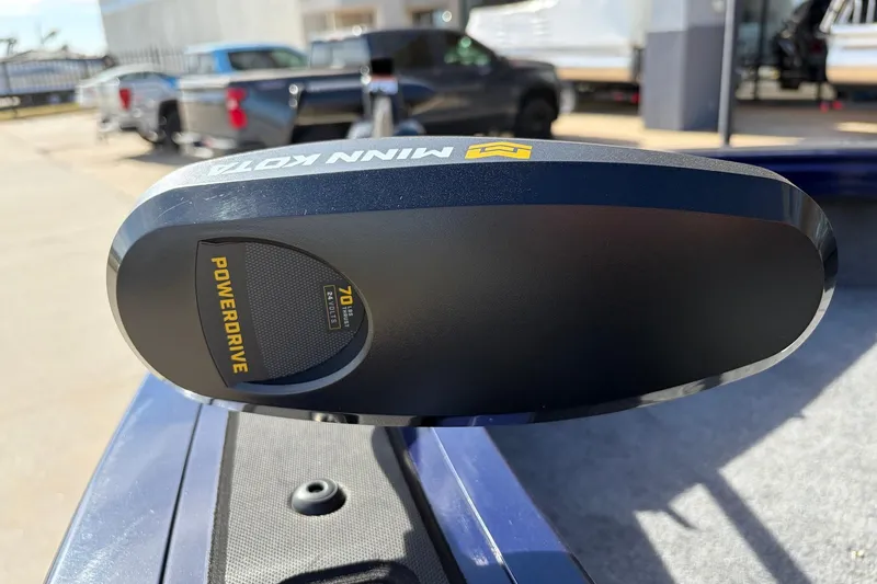 Slide: The Image of 2024 Tracker Targa V-18 Combo with Minn Kota PowerDrive motor, 70-pound thrust. - 21