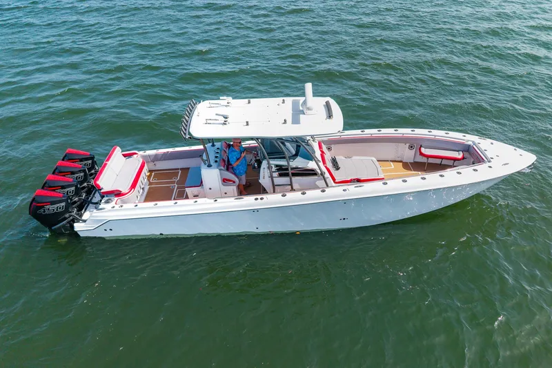 Slide: The Image of 2021 Nortech - Exterior profile on the water - 17