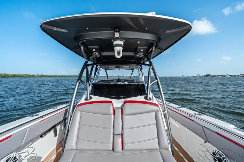 Slide: The Image of 2021 Nortech - Forward seating - 46