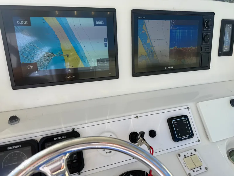 Slide: The Image of Triton 351 Express 2007 - 4