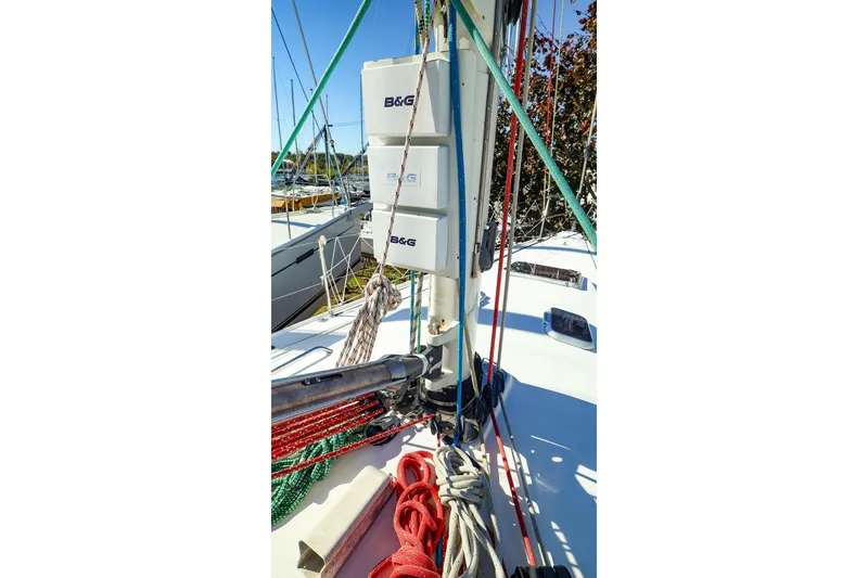 Slide: The Image of 2005 J Boats J/133 sailboat deck with ropes and B&G equipment. - 8