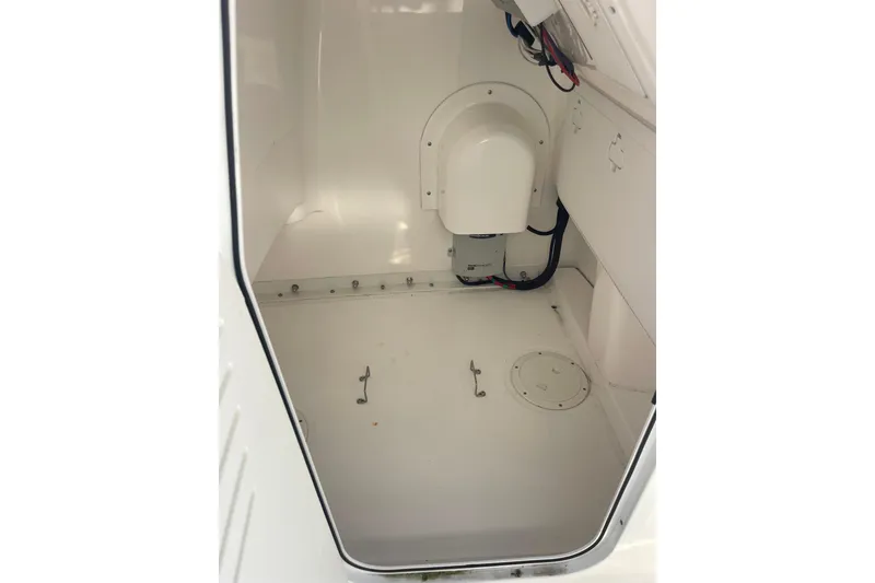 Slide: The Image of Interior view of 2021 Everglades 243 Center Console boat compartment. - 39